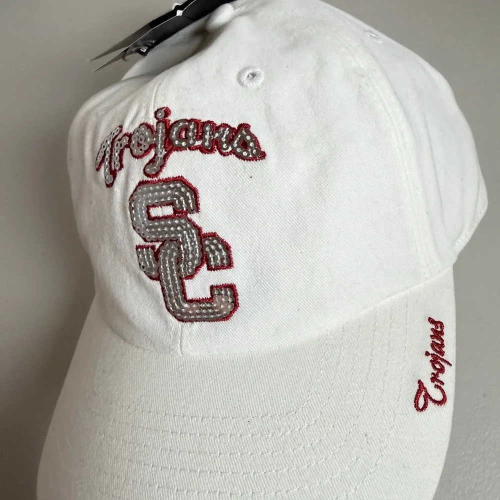 NWT USC Trojans‎ Womens White Sequin Logo Baseball Cap Hat Team Trojan New